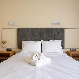 Leone Apartman